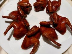 脆皮妙龄鸽-新荣记(新源南路店)