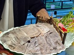 -茅草房·河畔园林火锅