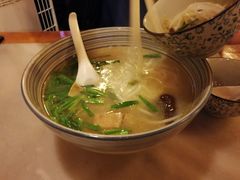 过桥米线-多味居(剪子巷店)
