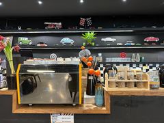 -汽车博物馆主题餐厅