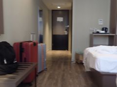 -如家精选酒店(上海张江广兰路地铁站店)