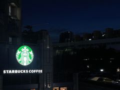-星巴克(深圳龙华和平里店)
