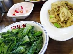 -老唐三下锅 ·张家界地标美食(溪布街店)