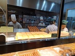 面包甜点陈列柜-六贤记(杭州龙湖滨江天街店)
