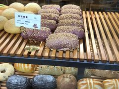 -焙丽拾光(麦凯乐直营店)