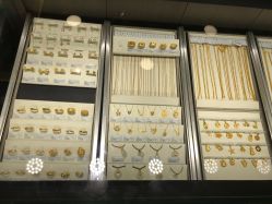 -周大福CHOW TAI FOOK(南京东路永安百货店)