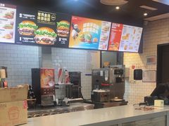 -汉堡王(梅村服务区南店)