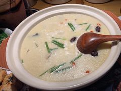 鱼钩鱼炖汤-老阿爸鲜鱼土菜(独墅湖店)