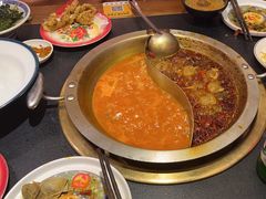 -沸炉重庆老火锅(军事博物馆店)