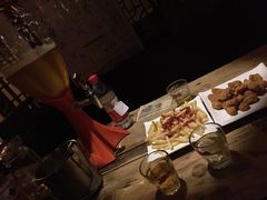 -Helens海伦司小酒馆(津湾广场店)