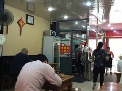 大堂-潘国仙耳光馄饨(黄家阙路店)