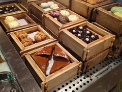 自助取餐区-亚马逊环球美食百汇(新城吾悦广场店)