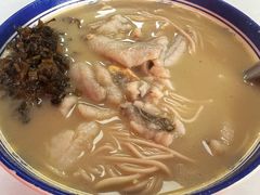 招牌黄鱼面-明呈黄鱼面馆(斜土路店)