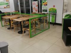 -老乡鸡(六安新加坡御苑店)