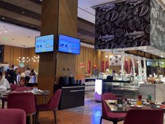 -飨食汇全日制餐厅·昆山皇冠假日酒店(九方店)