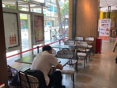 -麦当劳(番禺信联大厦店)