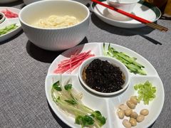 -秀儿四九城·新京菜(亚运村鸟巢店)