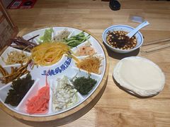 三姨妈丝娃娃-怪噜范·老贵阳街头名小吃(汇金星力城店)