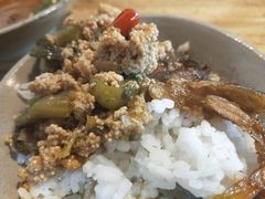 -湘聚南县土菜馆(龙山二路店)