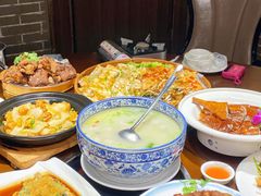 -牛头鱼庄·地道广西菜(西明店)