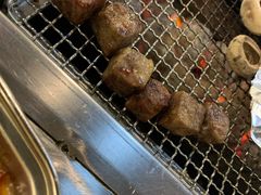 雪花牛肉粒-马路牙子烧烤音乐酒馆(望京店)