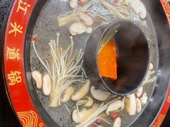 -三江两海老火锅(北京首店)