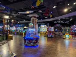 -卡通尼乐园·生日会(烟台永旺店)