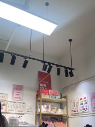 -尤米一站式美甲美睫