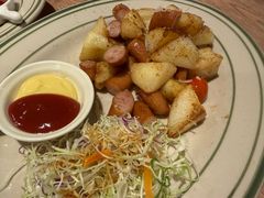 -玛格萝妮比萨屋(四平店)
