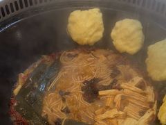 -哈尔滨烧烤·山河村铁锅炖(交大店)