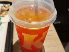 -肯德基(中纬店)