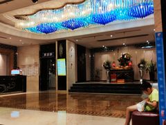 -水晶之星洗浴温泉汗蒸