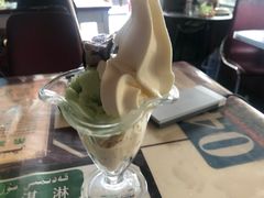 -古老冰山特色冰淇淋店(艾提尕尔店)