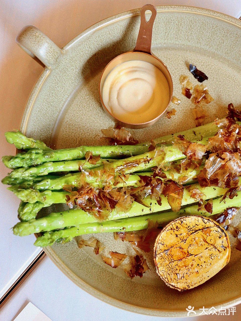 海口西餐🍴特别喜欢坐在阳光洒下的希腊风窗边吃饭