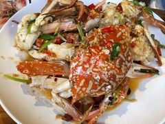 -三亚火车头万人海鲜广场