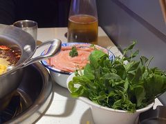 -钢管厂五区小郡肝串串香(滨江店)