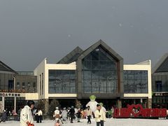 -鳌山滑雪度假区