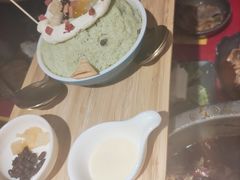 -谭鸭血老火锅(万象九宜城店)