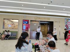 等位区-海底捞火锅(天津SM城市广场店)