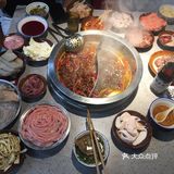 啊哈哈哈，4.8折吃到了，爽歪歪  环境：挺有烟火气