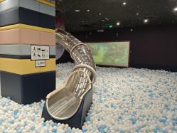 -MELAND CLUB亲子乐园·派对·餐厅(北京芳圆里ID MALL店)