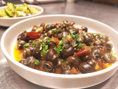 -龙巢盱眙龙虾·牛蛙·烧烤宵夜(八卦岭店)