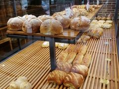 -焙丽拾光(麦凯乐直营店)