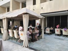 -朗丽兹自助餐厅