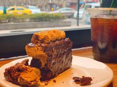 -星巴克臻选(南京艾尚天地店)