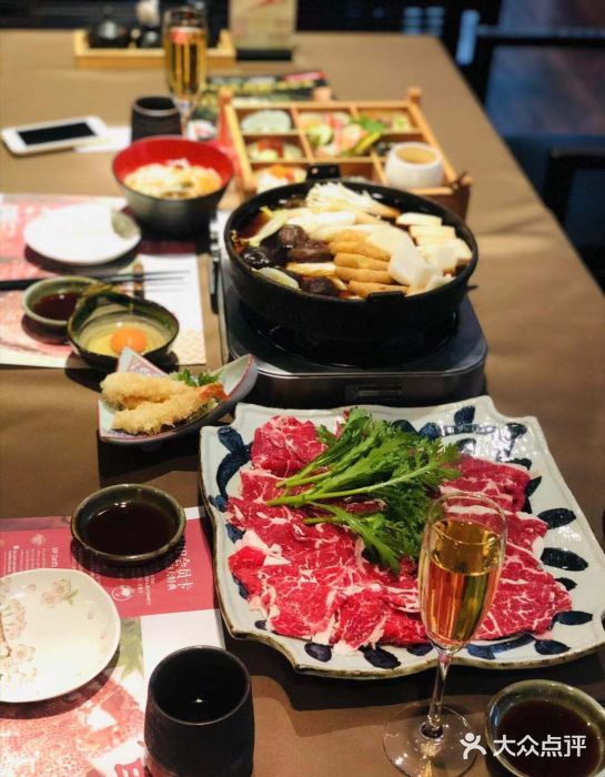 东京和食 Sun with AQUA白云寿喜锅图片