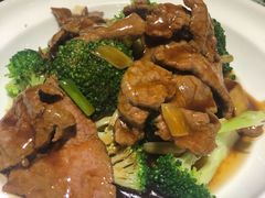 西兰花炒牛肉-熠盛粤味·顺德桑拿鸡(永康路店)