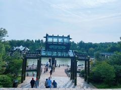 -茅山东方盐湖城景区