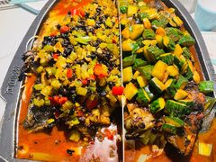 -江边城外烤全鱼(汉光百货店)