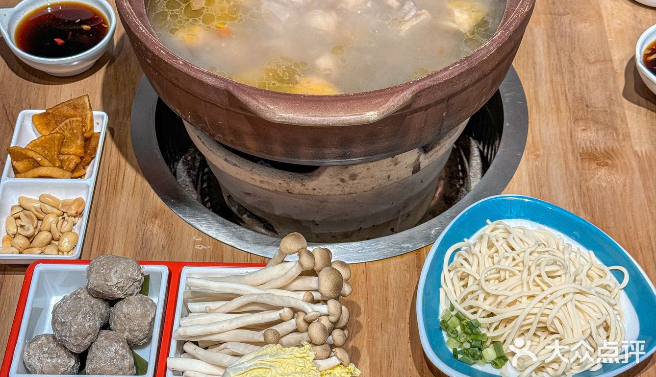 又来喝美味的鸡汤啦[调皮]